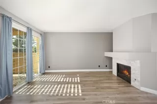 Photo #6: IG23195756 Listing 