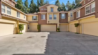 Photo #4: IG23198873 Listing