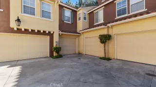 Photo #5: IG23198873 Listing