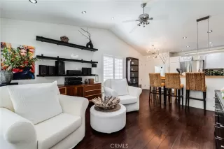 Photo #3: IG23208111 Listing