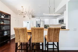 Photo #6: IG23208111 Listing