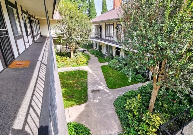 MLS: IG23210027 Condo For Sale