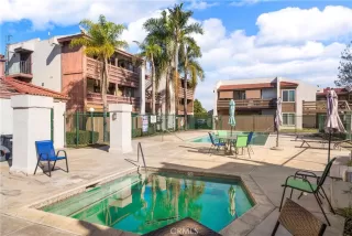 Photo #4: IG23212381 Listing