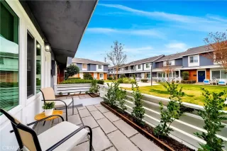 Photo #3: IG24009378 Listing