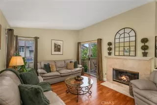 Photo #3: IG24104103 Listing