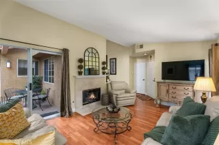 Photo #4: IG24104103 Listing