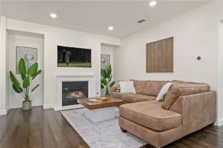 Photo #2: IG24111721 Listing