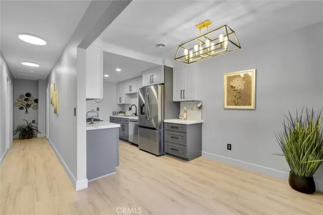 MLS: IG24125048 Condo For Sale