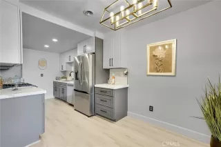 Photo #6: IG24125048 Listing