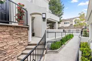 Photo #1: IG24138971 Listing