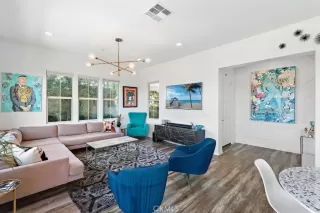 Photo #3: IG24157259 Listing