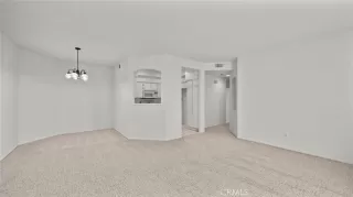 Photo #6: IG24215771 Listing