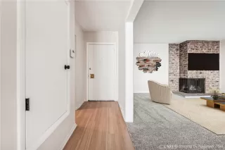 Photo #6: IG24229565 Listing 