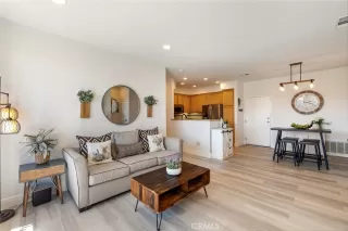 Photo #1: IG24248117 Listing