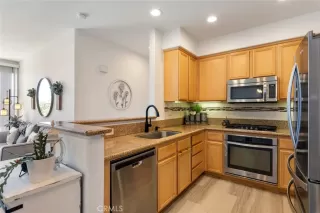 Photo #2: IG24248117 Listing