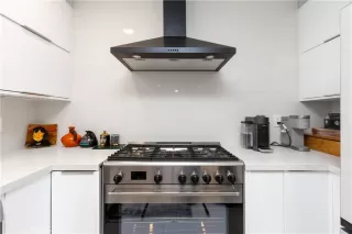 Photo #6: IG24248974 Listing