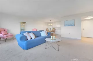 Photo #5: IG24252029 Listing