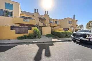 Photo #3: IG25022014 Listing 