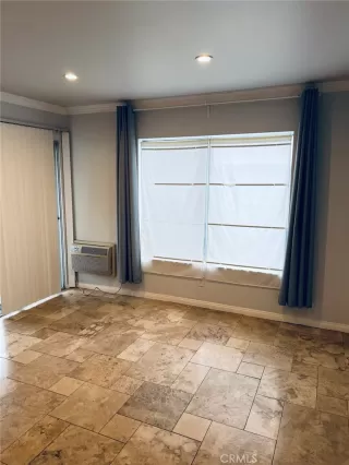 Photo #3: IG25036518 Listing 