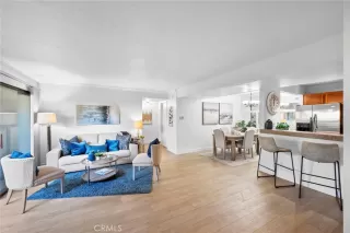 Photo #6: IG25041278 Listing