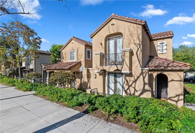 MLS: IG25064009 Condo For Sale