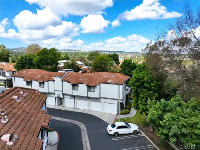 MLS: IG25081740 Condo For Sale