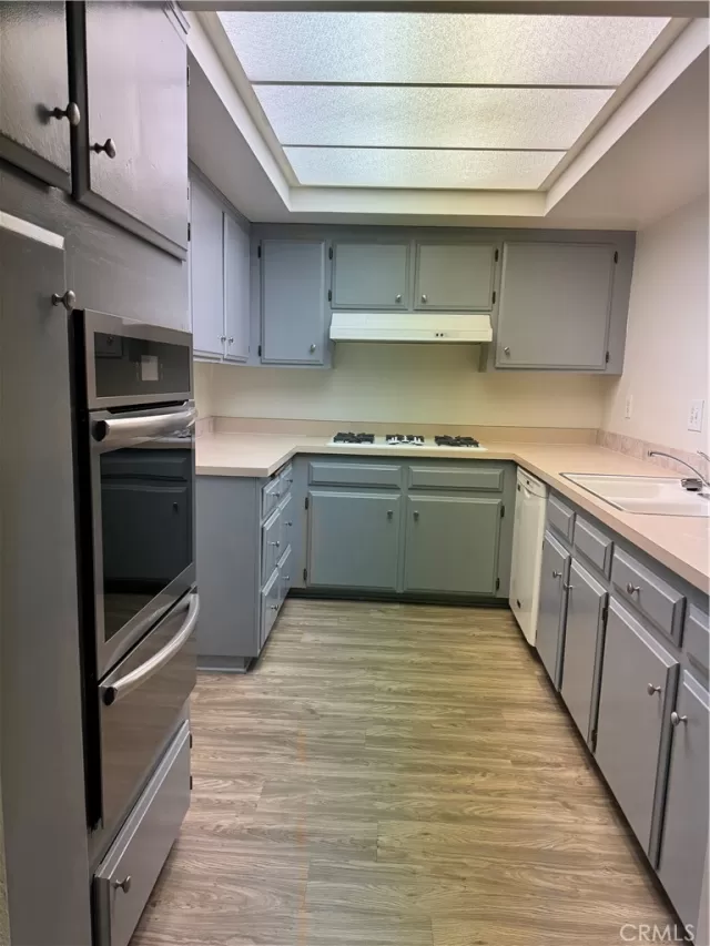 MLS: IG25092282 Condo For Sale