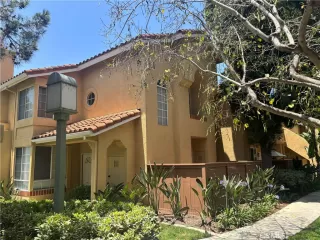 More Details about MLS # IG25130257 : 70 COSTERO AISLE 304