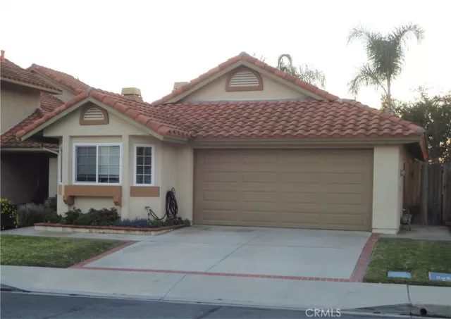 MLS: IG25150255 Condo For Sale