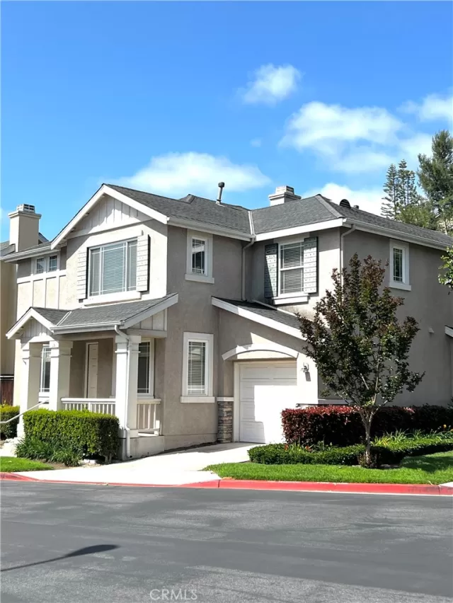 MLS: IG25164521 Condo For Sale