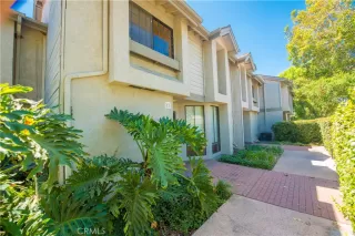 Photo #1: IG25180735 Listing