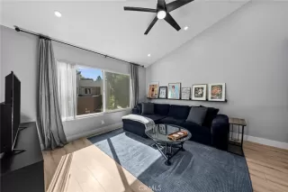 Photo #6: IG25253978 Listing