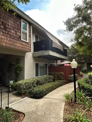 Photo #1: IG25255040 Listing 