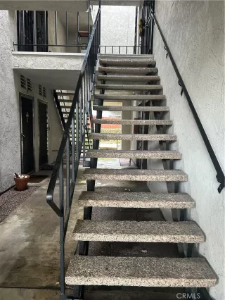 Photo #6: IG25255040 Listing 