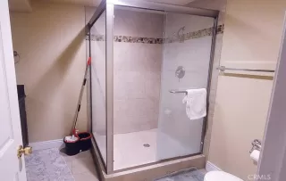 Photo #6: IG25265444 Listing 