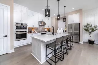 Photo #3: IG25276878 Listing 