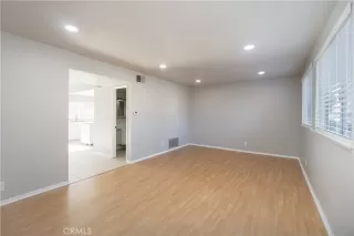 Photo #5: IG25277789 Listing