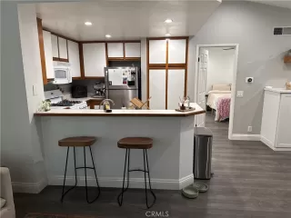 Photo #6: IG26001517 Listing