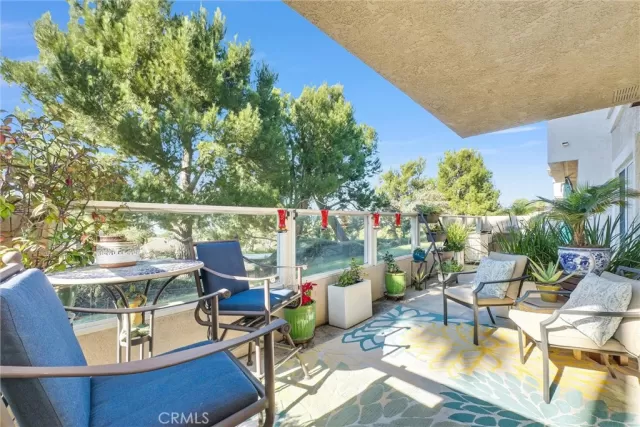 MLS: IG26004739 Condo For Sale