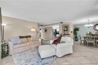 Photo #5: IG26004739 Listing 