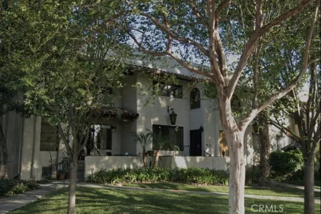 MLS: IG26012789 Condo For Sale