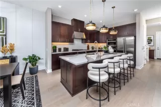 Photo #1: IG26033252 Listing