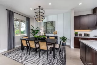 Photo #2: IG26033252 Listing