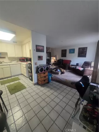 Photo #5: IG26043114 Listing