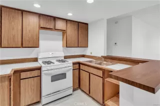 Photo #2: IG26062181 Listing 