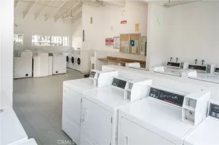 Photo #6: IG26068145 Listing
