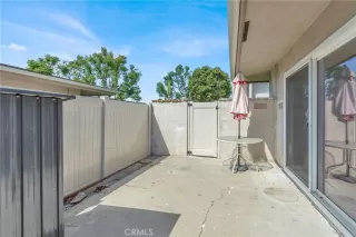 Photo #2: IG26077874 Listing