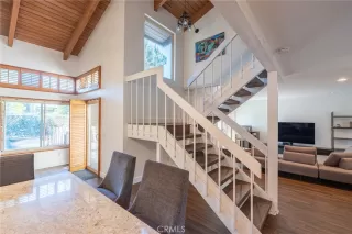 Photo #2: IG26080975 Listing 