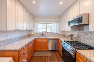 Photo #3: IG26080975 Listing 