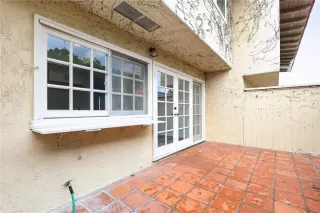 Photo #4: IG26086623 Listing 